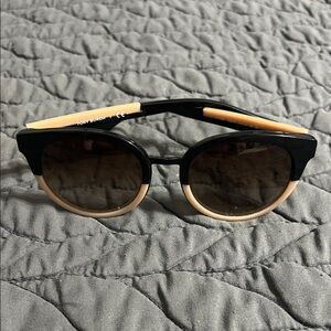 Tory Burch Black and Cream Sunglasses
